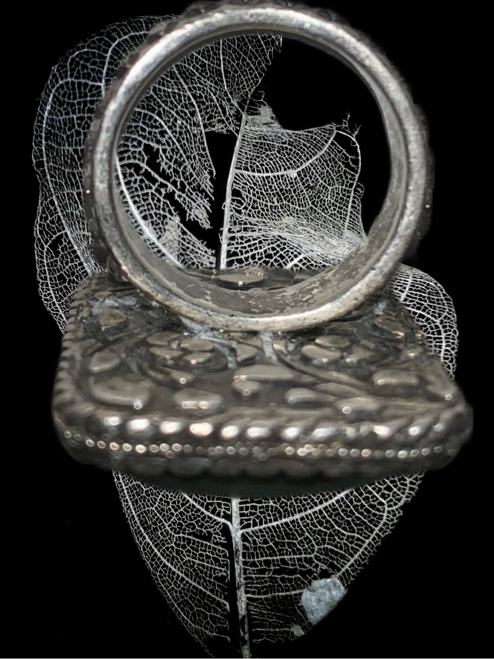 Antiqued Jade & Silver Ornamental Statement Ring size 8/8.5” Victorian Style - Picture 4 of 12